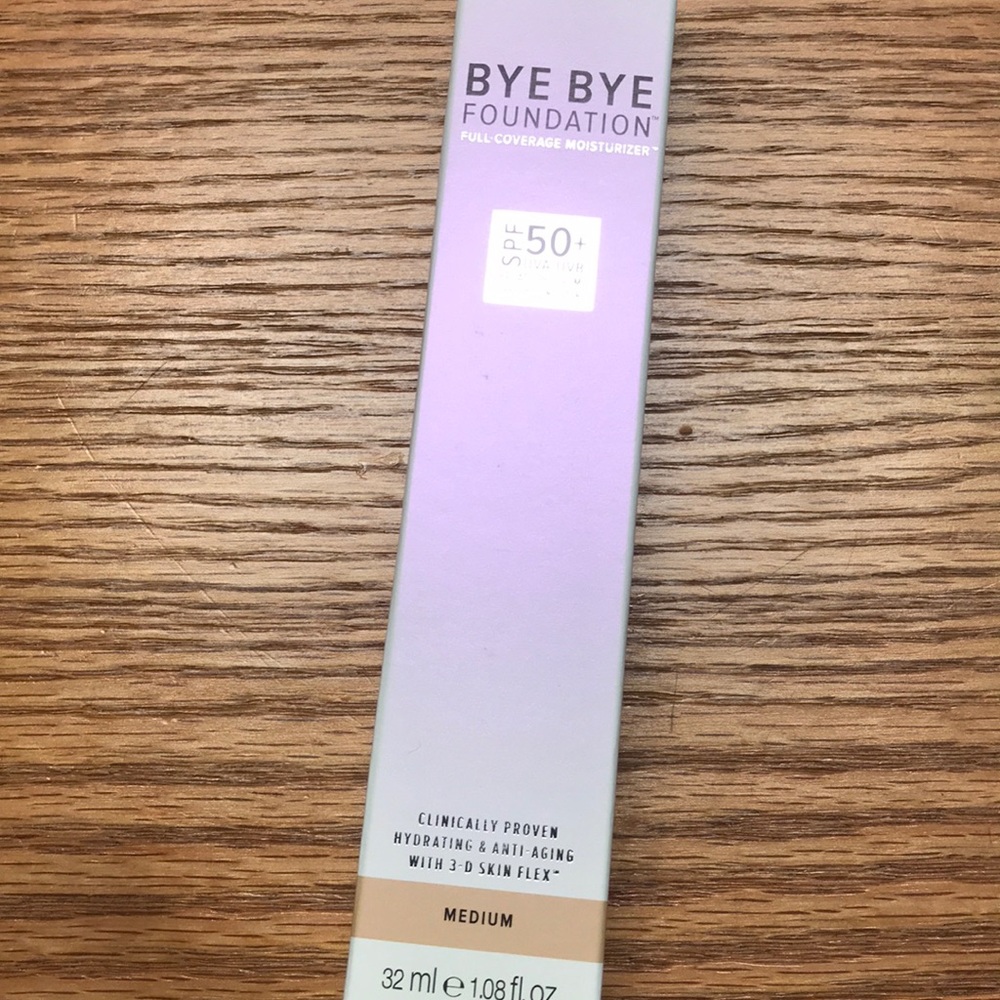 It Cosmetics Bye Bye Foundation Medium